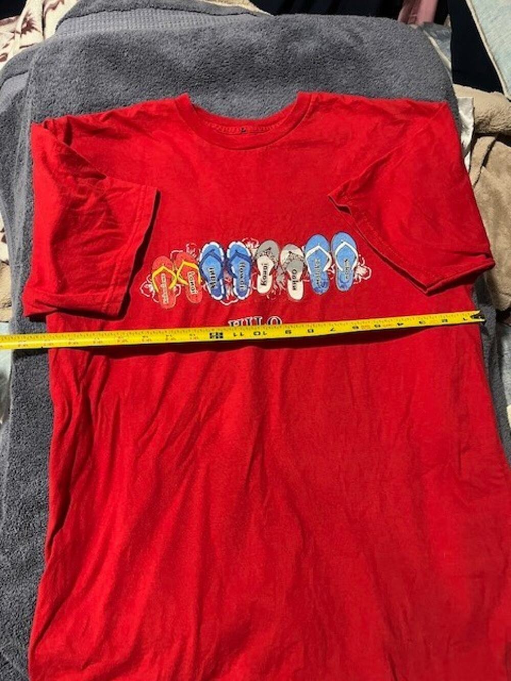 HILO FLIP FLOP BEACH SHIRT MENS L RED SHORT SLEEVE GRAPHIC RETRO PRINT A2